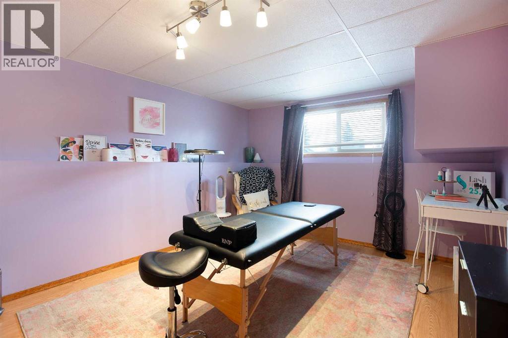 1771 Meadowbrook Drive Se, Airdrie, Alberta  T4A 2A4 - Photo 20 - A2306371
