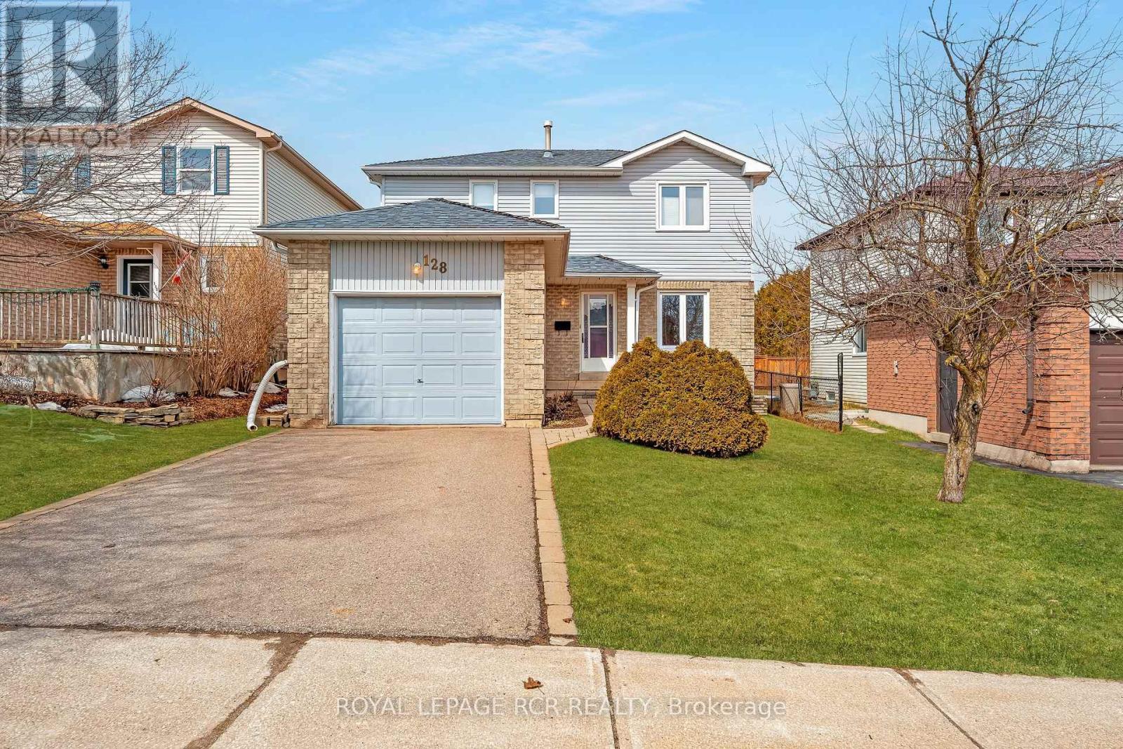 128 Courtney Crescent, Orangeville, Ontario  L9W 4S3 - Photo 26 - W12928124