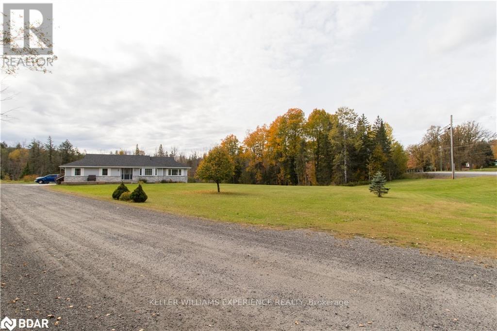 11153 522 Highway, Parry Sound Remote Area, Ontario  P0H 1Y0 - Photo 1 - X13070426