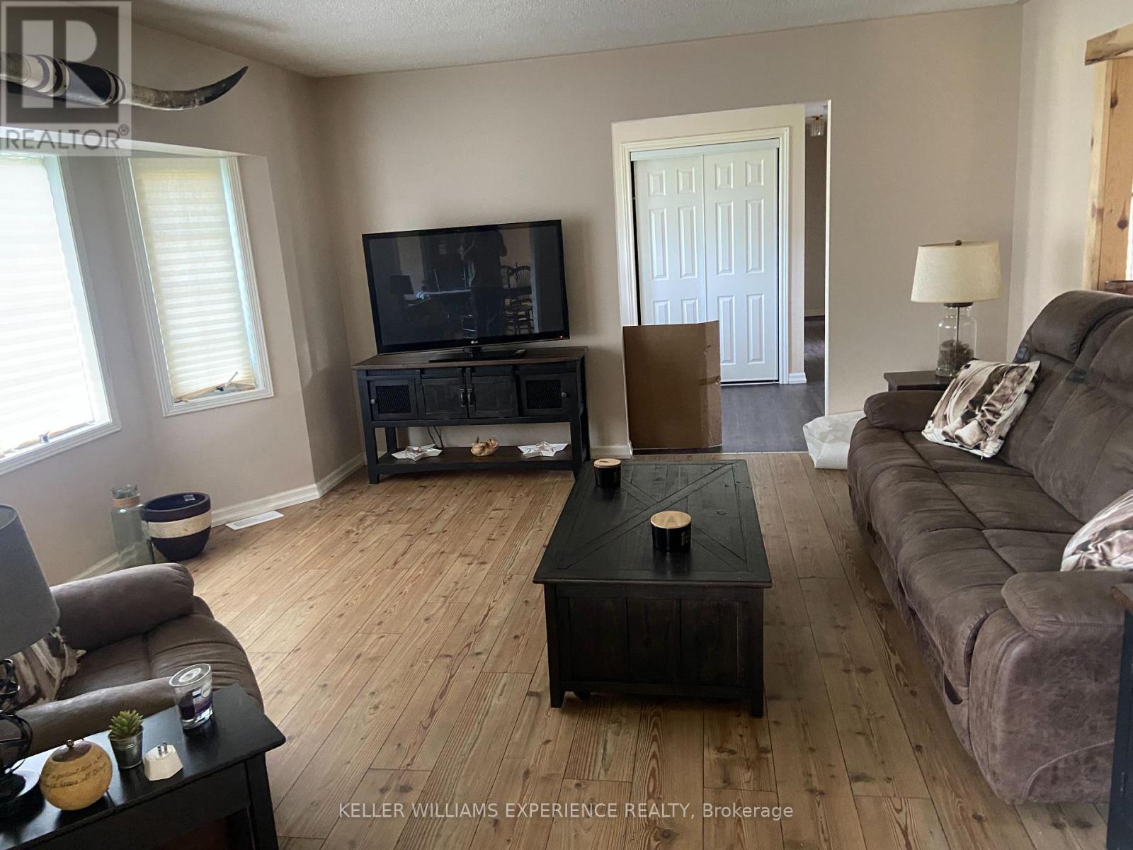 11153 522 Highway, Parry Sound Remote Area, Ontario  P0H 1Y0 - Photo 11 - X13070426