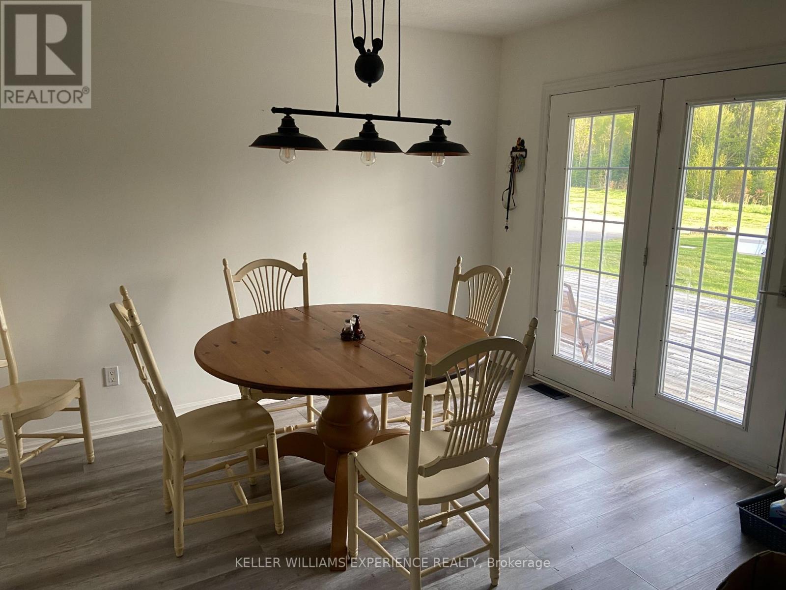 11153 522 Highway, Parry Sound Remote Area, Ontario  P0H 1Y0 - Photo 15 - X13070426