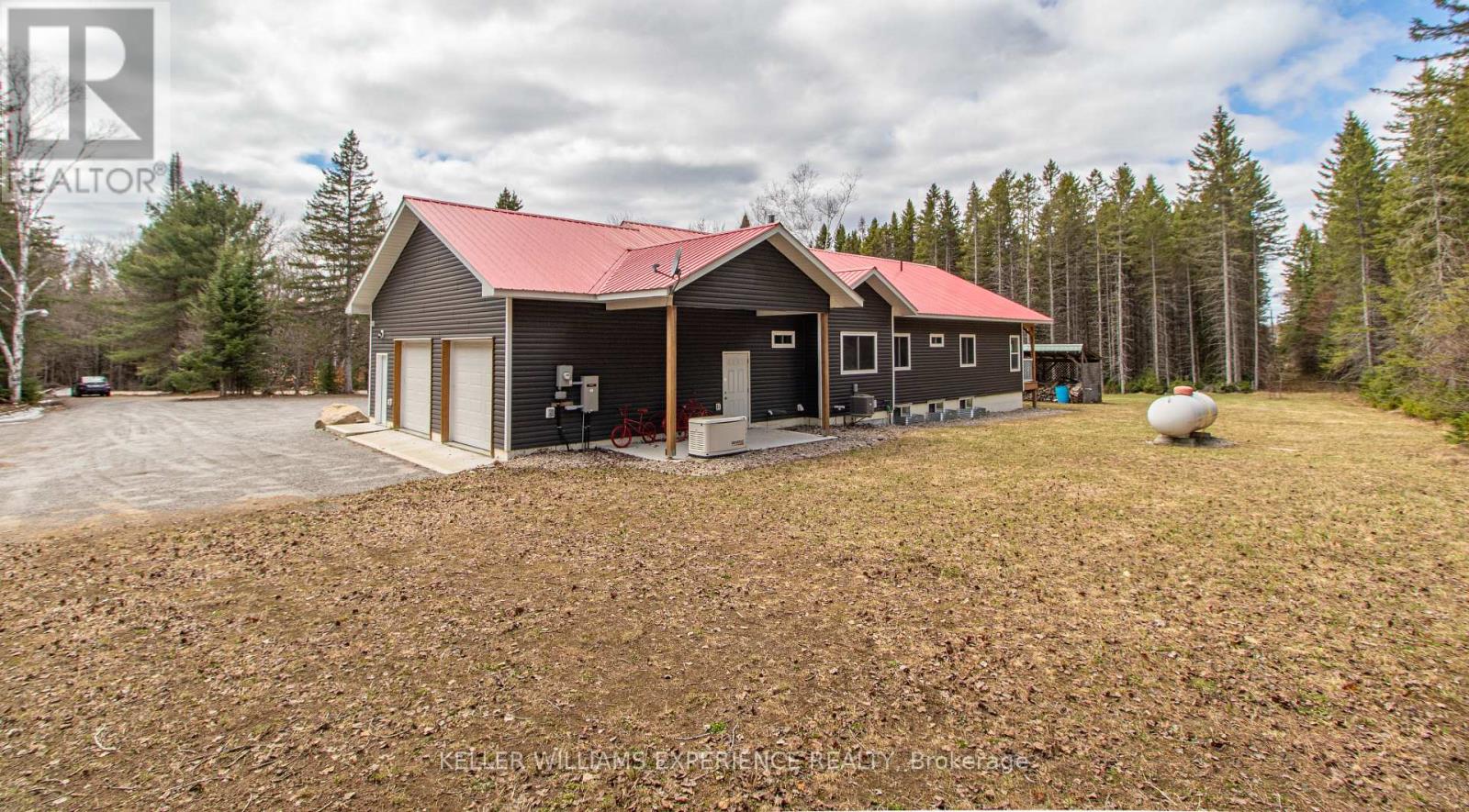 213 Yearley Road, Mcmurrich/monteith, Ontario  P0A 1Y0 - Photo 6 - X13070520