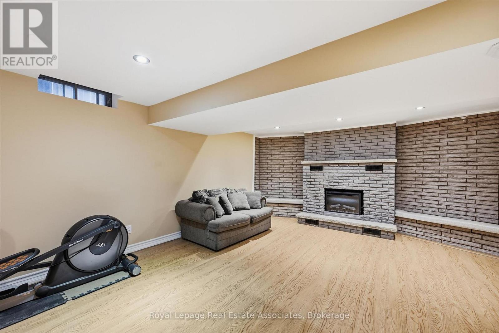 107 Billington Crescent, Hamilton, Ontario  L8T 4R3 - Photo 37 - X13070548