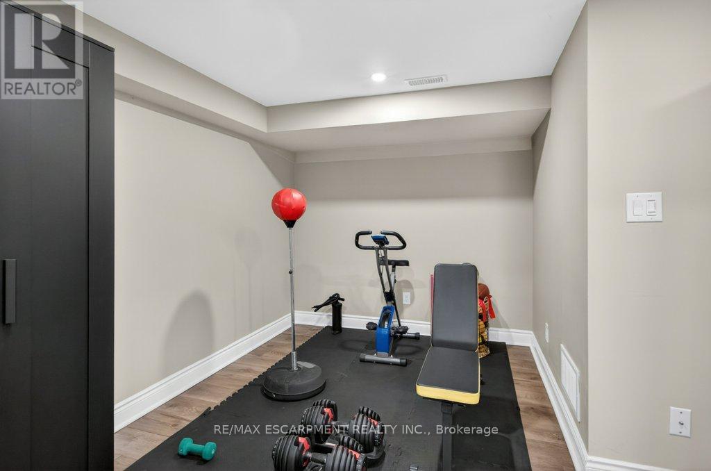 24 Braeheid Avenue, Hamilton, Ontario  L8B 0C5 - Photo 33 - X13070612