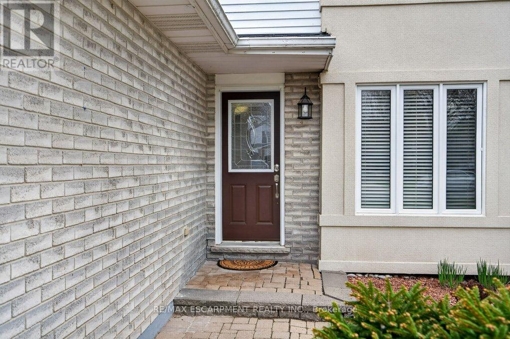 24 Braeheid Avenue, Hamilton, Ontario  L8B 0C5 - Photo 4 - X13070612