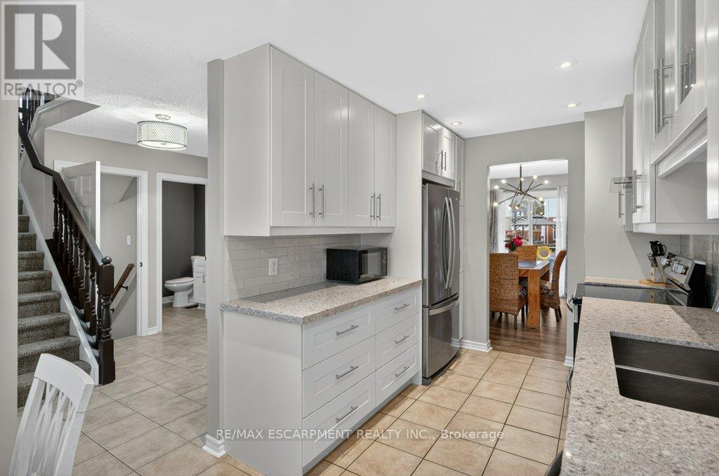 24 Braeheid Avenue, Hamilton, Ontario  L8B 0C5 - Photo 9 - X13070612