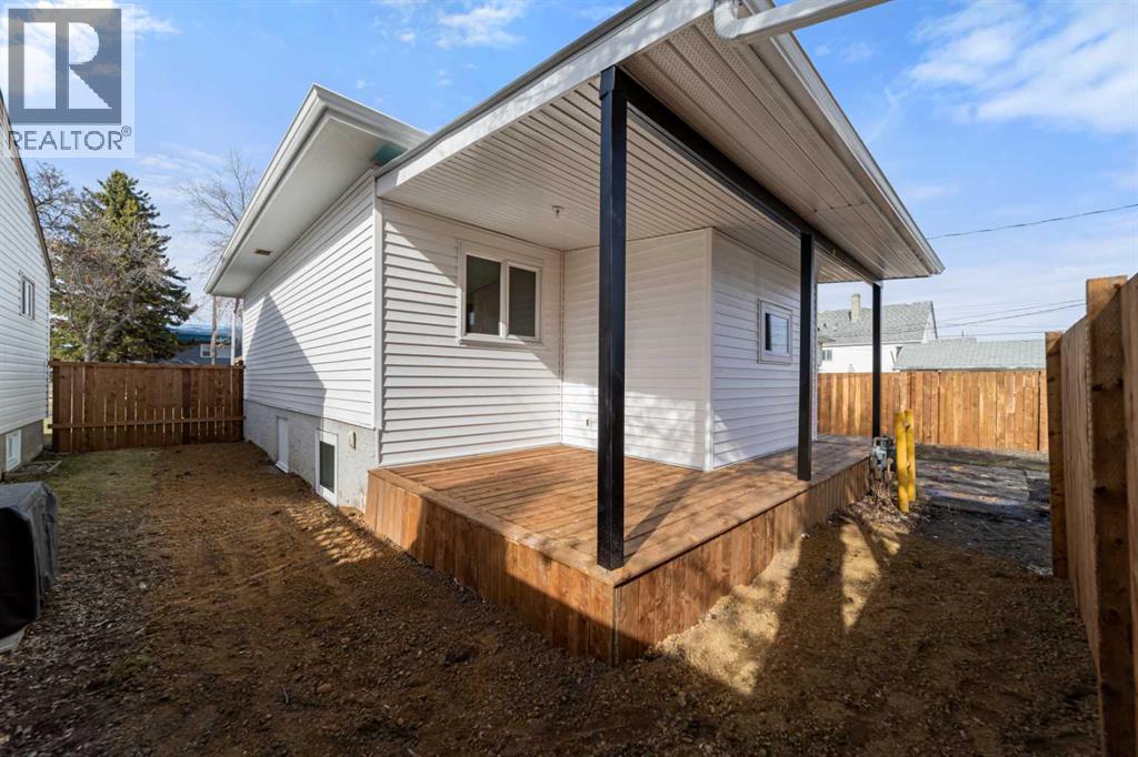 5315 51 Avenue, Camrose, Alberta  T4V 0V8 - Photo 26 - A2306836