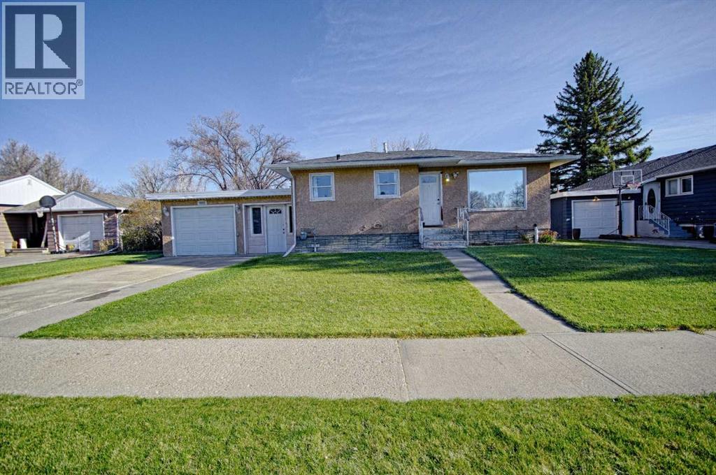 4925 53 Avenue, Taber, Alberta  T1G 1H5 - Photo 2 - A2307097