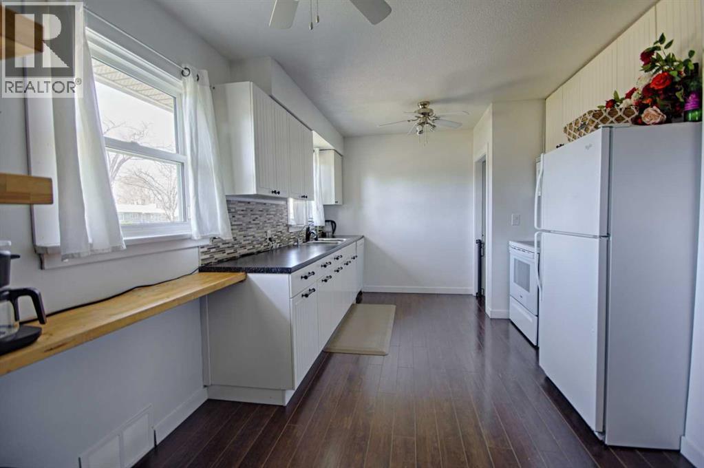 4925 53 Avenue, Taber, Alberta  T1G 1H5 - Photo 7 - A2307097