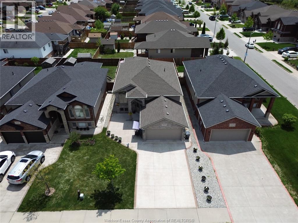 1935 Manitoba, Windsor, Ontario  N9B 3H8 - Photo 22 - 26005917