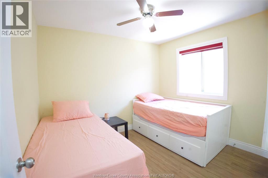 1935 Manitoba, Windsor, Ontario  N9B 3H8 - Photo 11 - 26005917
