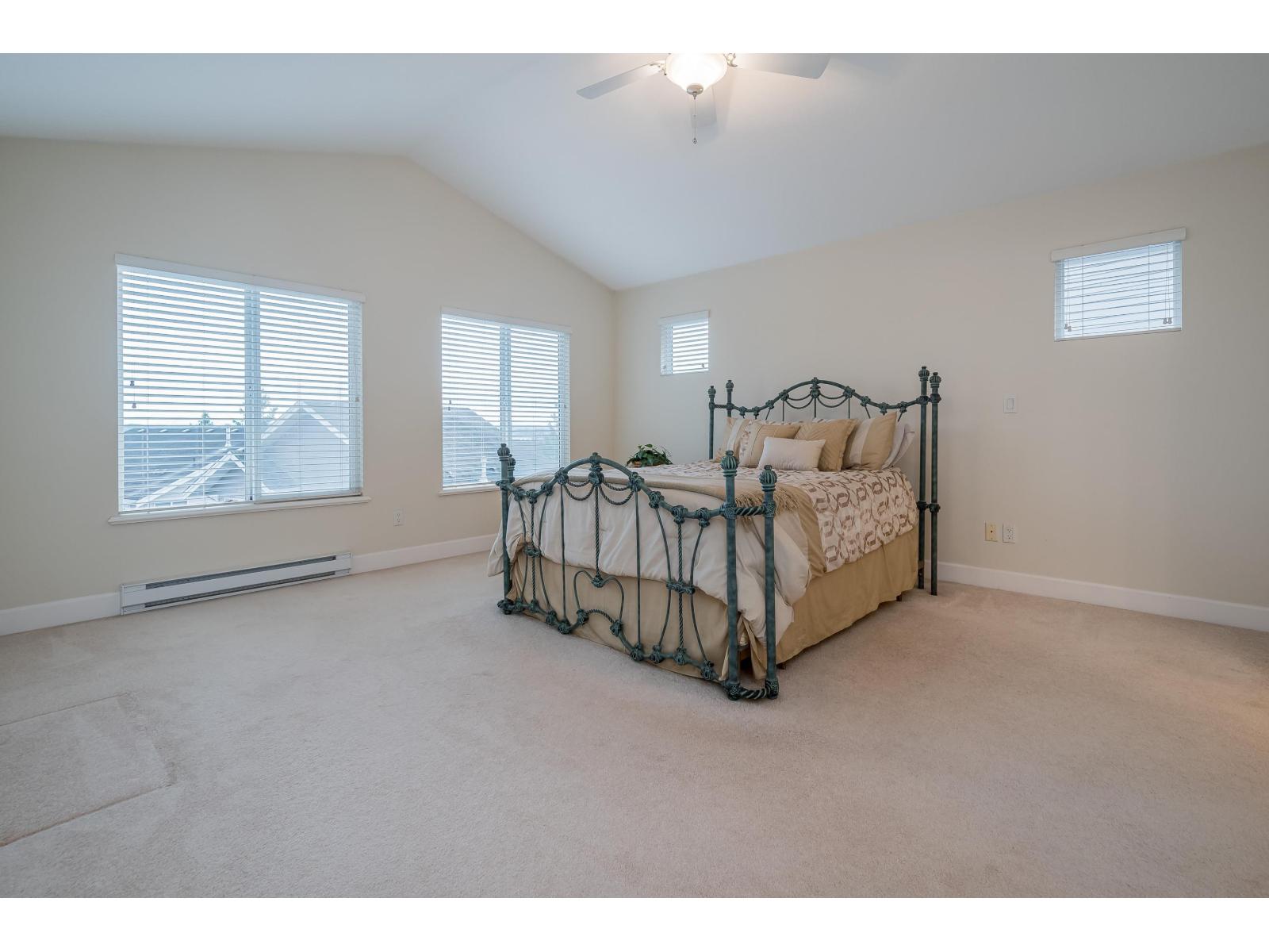 20484 67a Avenue, Langley, British Columbia  V2Y 3C9 - Photo 13 - R3109319