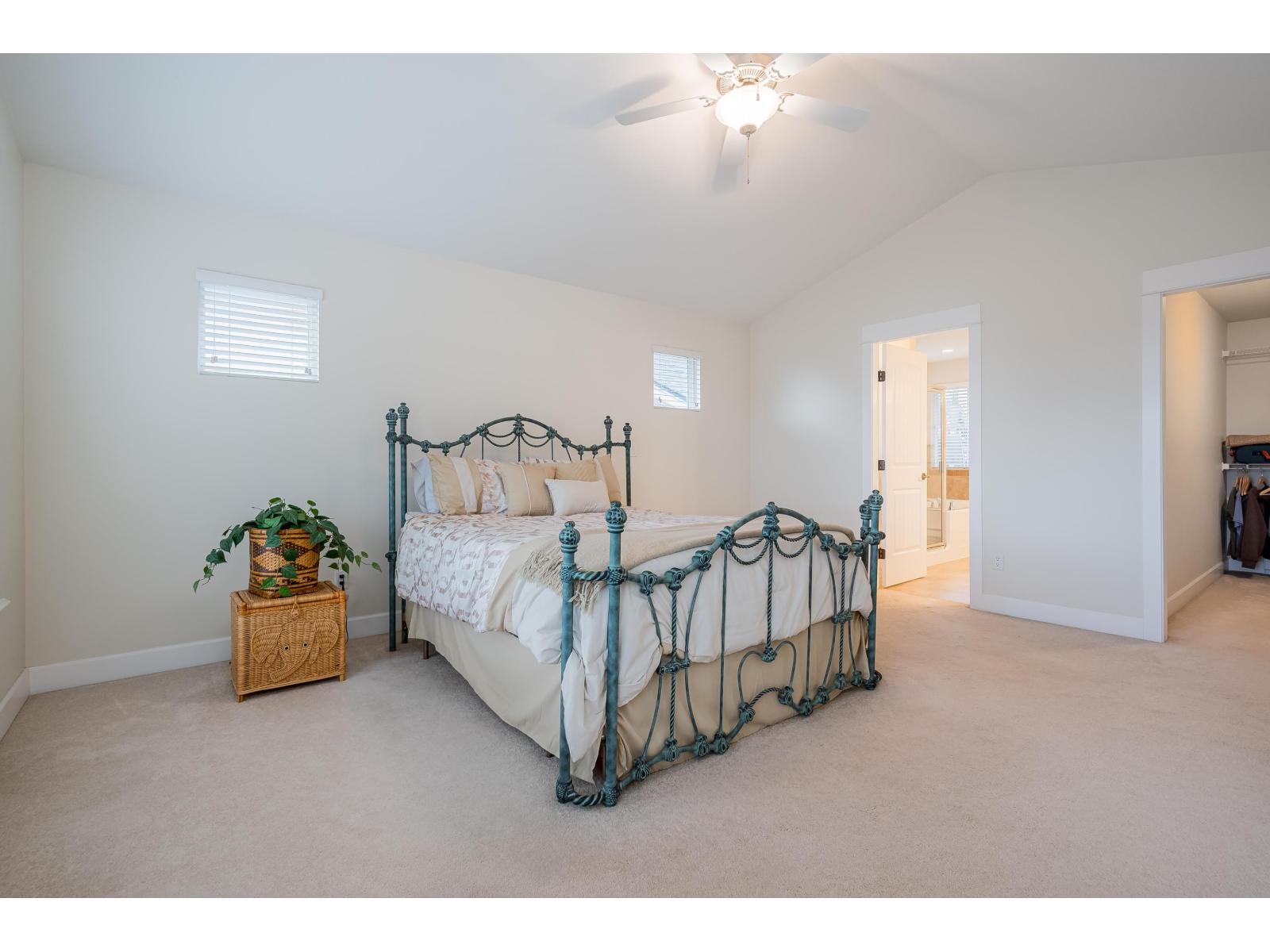 20484 67a Avenue, Langley, British Columbia  V2Y 3C9 - Photo 15 - R3109319
