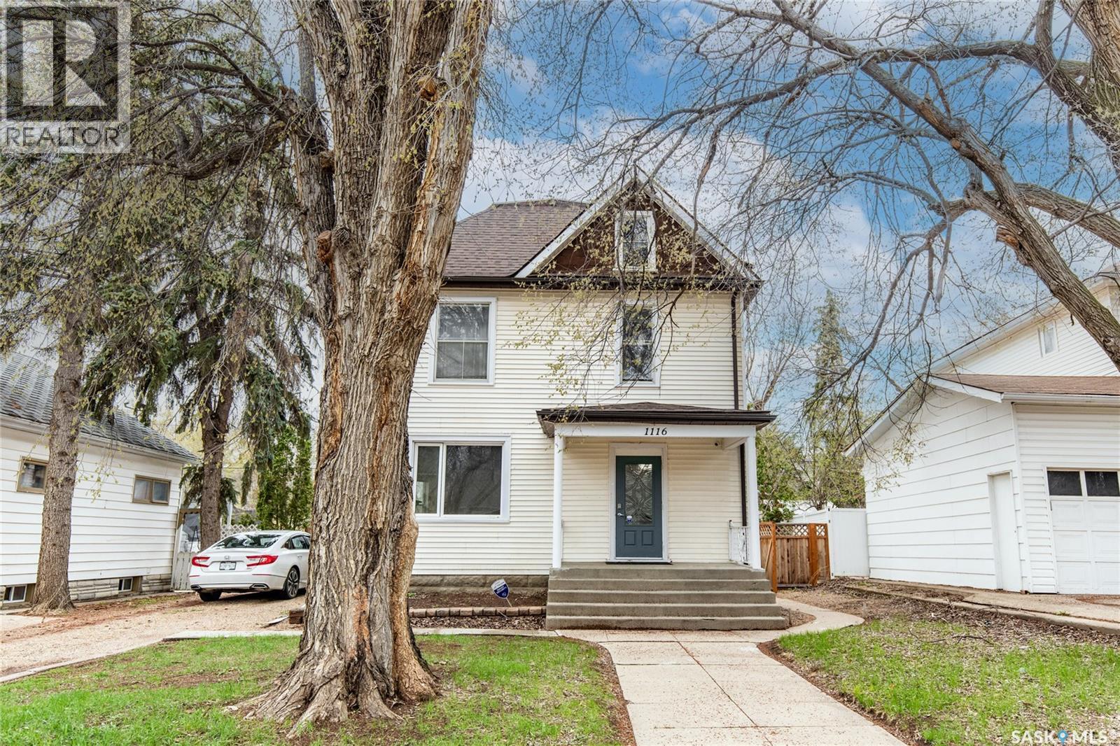 1116 1st AVENUE NW, Moose Jaw, Saskatchewan
