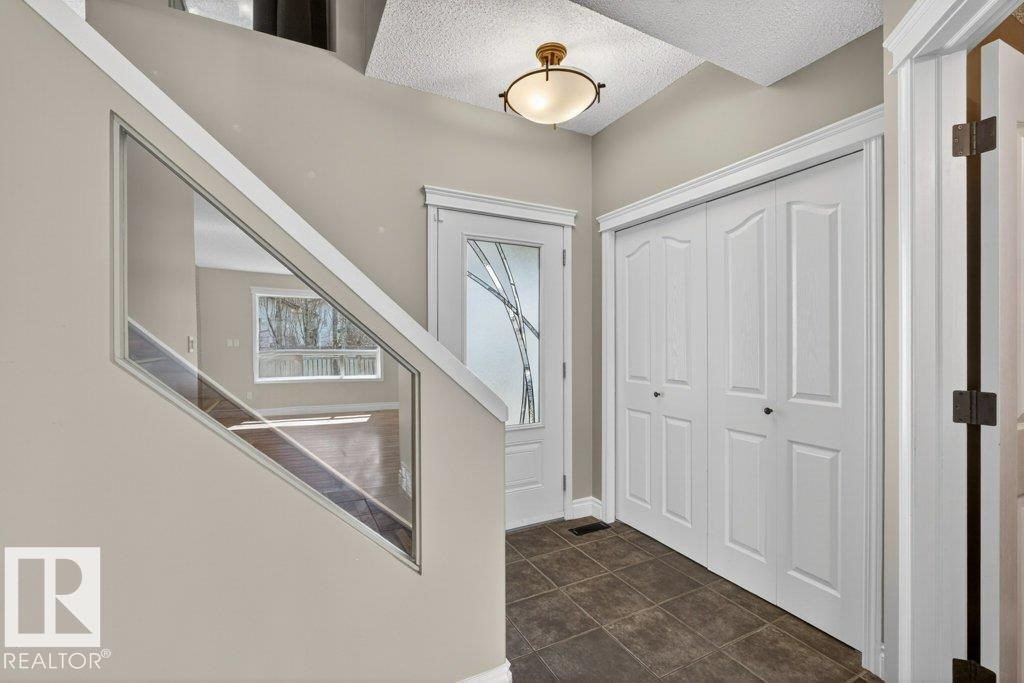 10 Erickson Cl, St. Albert, Alberta  T8N 7G5 - Photo 5 - E4485112
