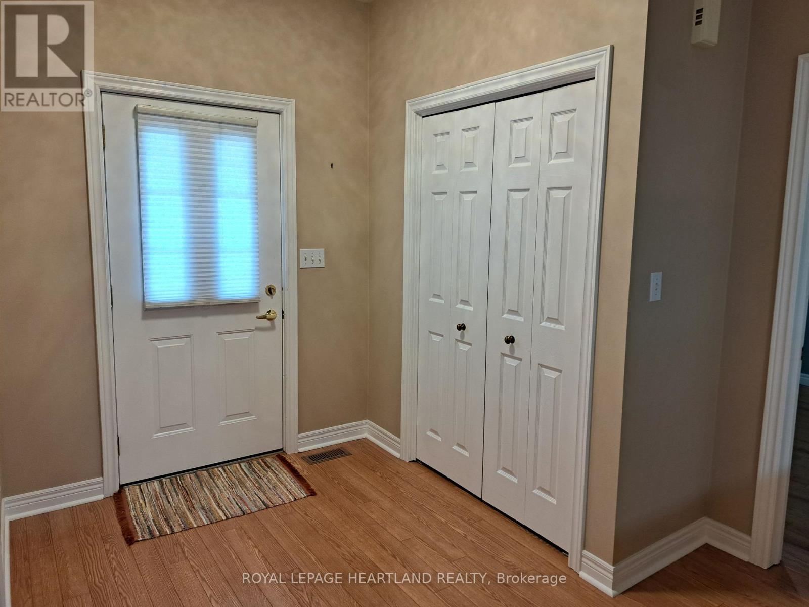 10 Brookside Place, South Huron, Ontario  N0M 1S2 - Photo 14 - X13070828