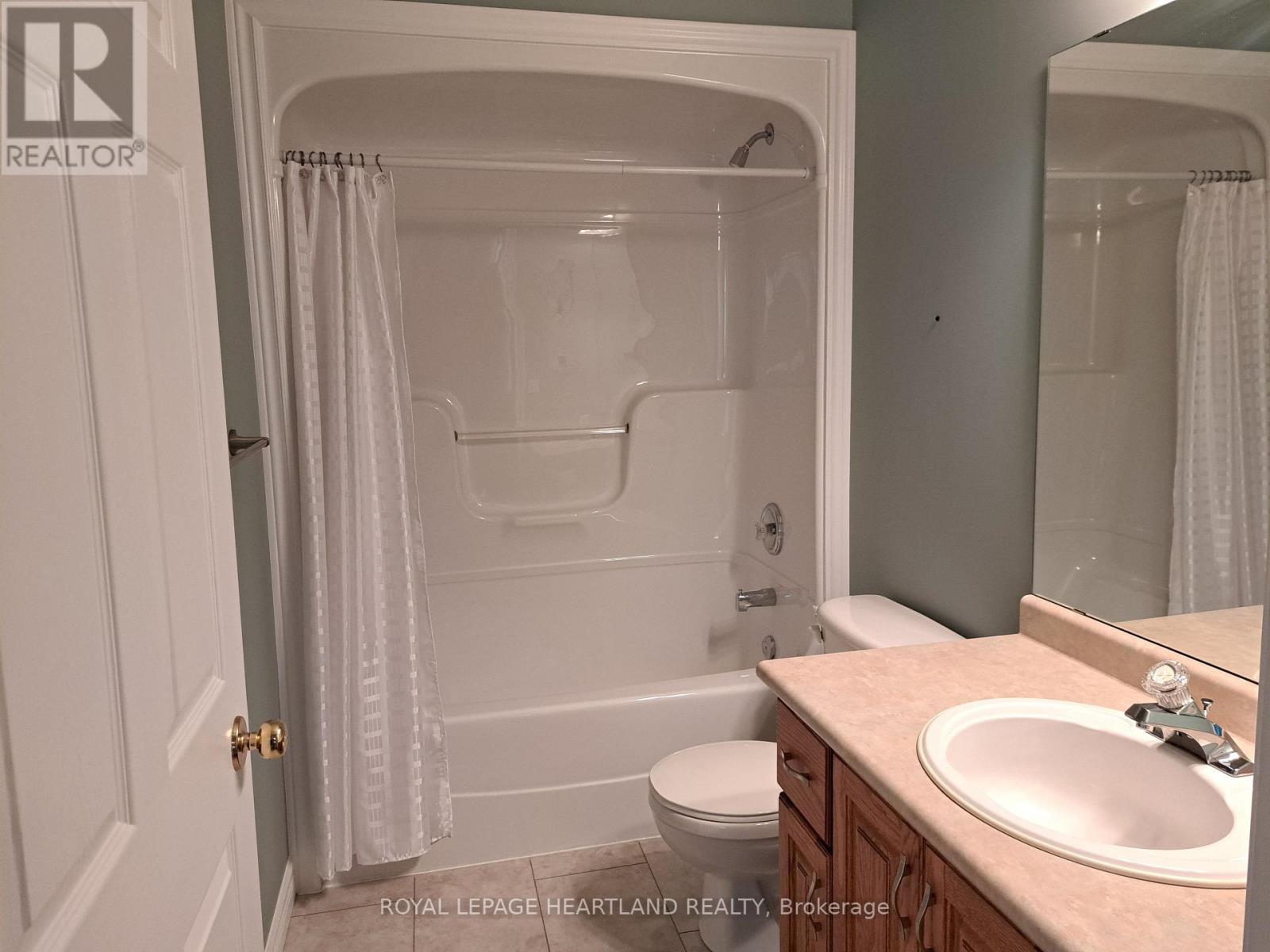 10 Brookside Place, South Huron, Ontario  N0M 1S2 - Photo 22 - X13070828