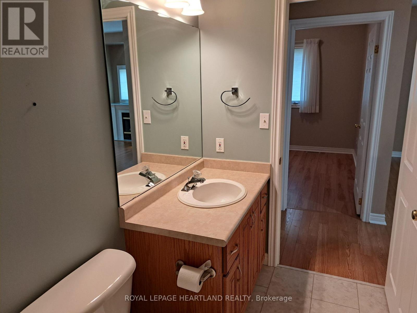10 Brookside Place, South Huron, Ontario  N0M 1S2 - Photo 23 - X13070828