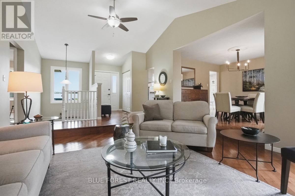 1311 Aldersbrook Road, London North, Ontario  N6G 3J1 - Photo 12 - X13070832