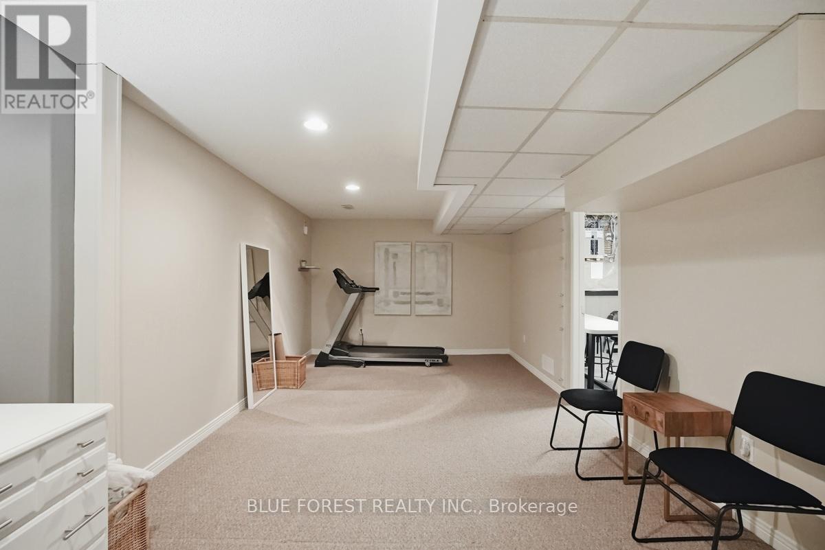 1311 Aldersbrook Road, London North, Ontario  N6G 3J1 - Photo 38 - X13070832