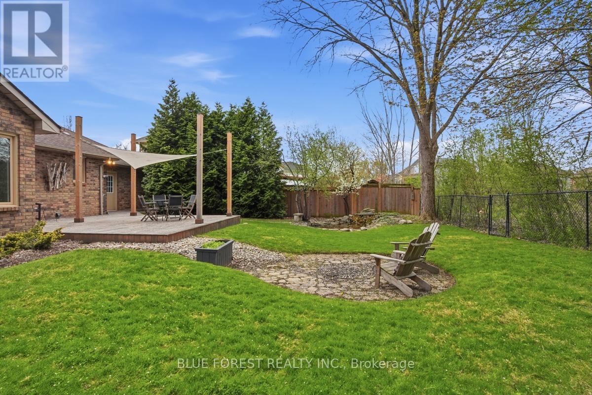 1311 Aldersbrook Road, London North, Ontario  N6G 3J1 - Photo 41 - X13070832