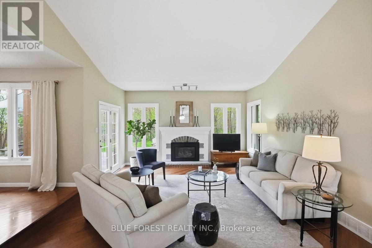 1311 Aldersbrook Road, London North, Ontario  N6G 3J1 - Photo 5 - X13070832