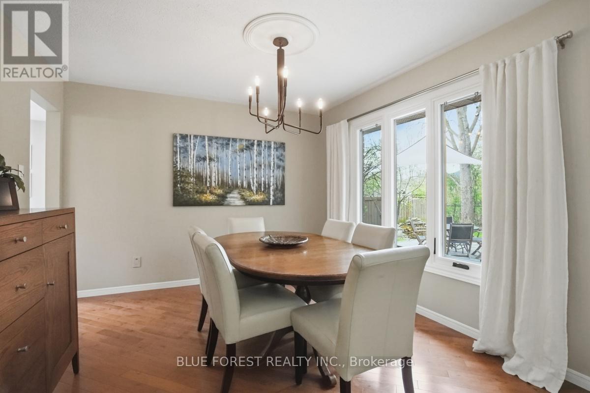 1311 Aldersbrook Road, London North, Ontario  N6G 3J1 - Photo 7 - X13070832