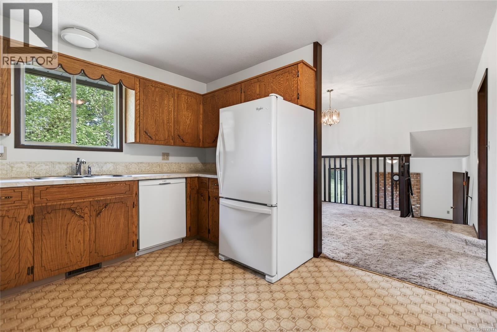 645 Summit Pl, Comox, British Columbia  V9M 3H2 - Photo 14 - 1033977