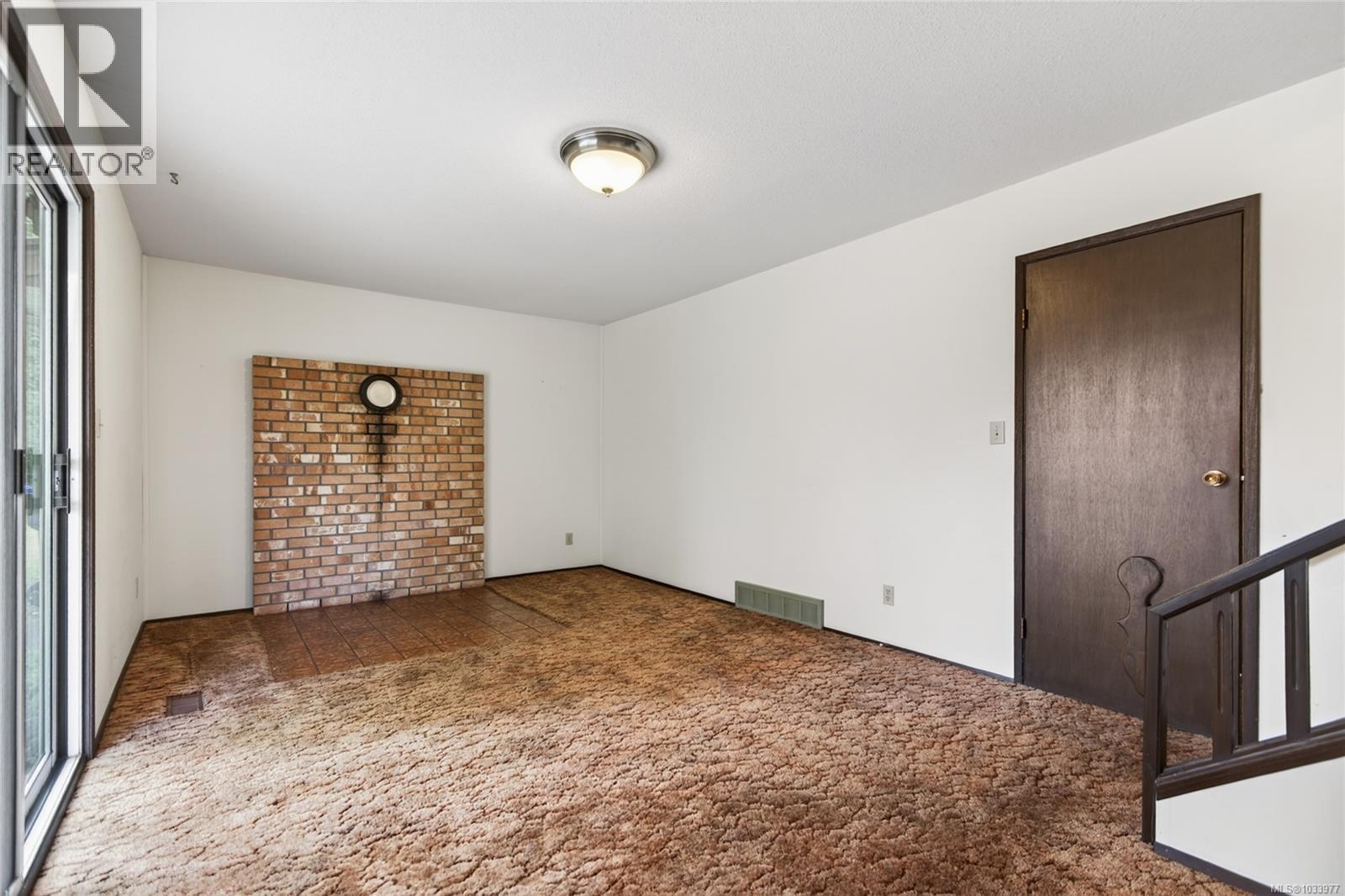645 Summit Pl, Comox, British Columbia  V9M 3H2 - Photo 18 - 1033977