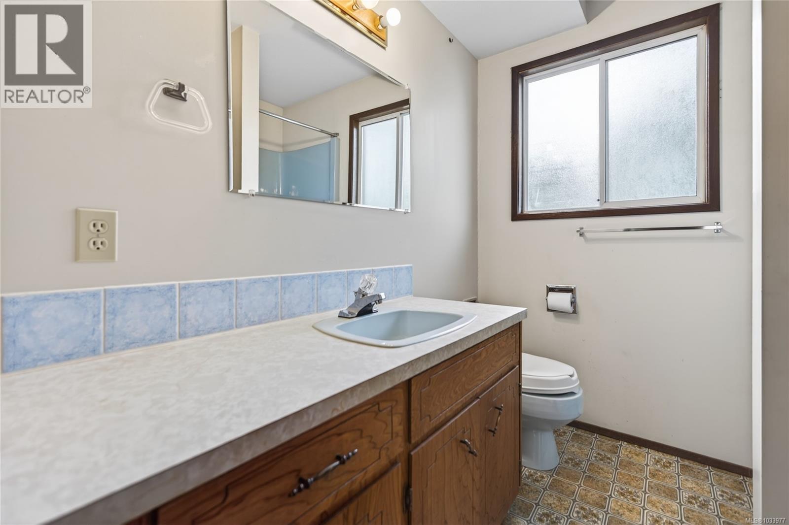 645 Summit Pl, Comox, British Columbia  V9M 3H2 - Photo 22 - 1033977
