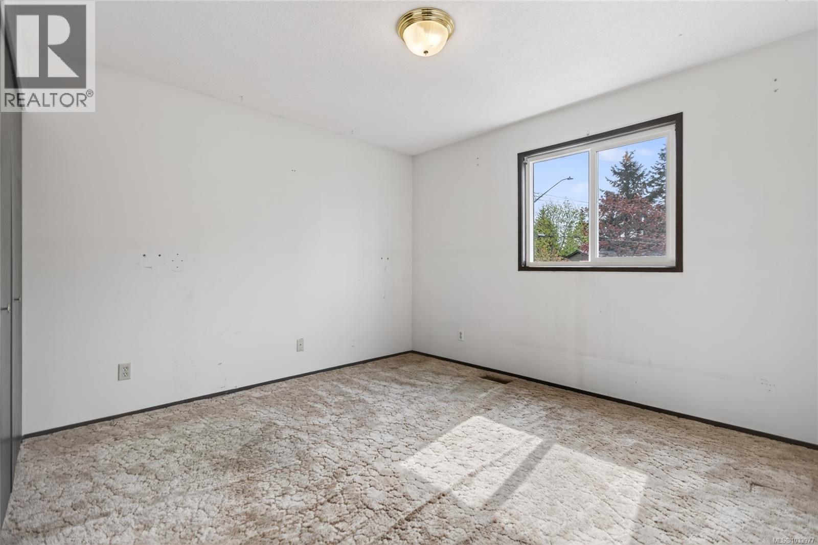 645 Summit Pl, Comox, British Columbia  V9M 3H2 - Photo 33 - 1033977
