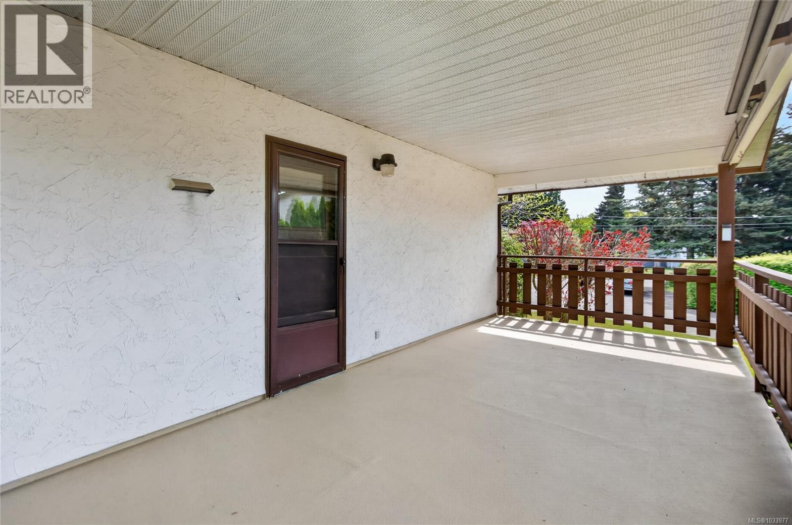 645 Summit Pl, Comox, British Columbia  V9M 3H2 - Photo 43 - 1033977