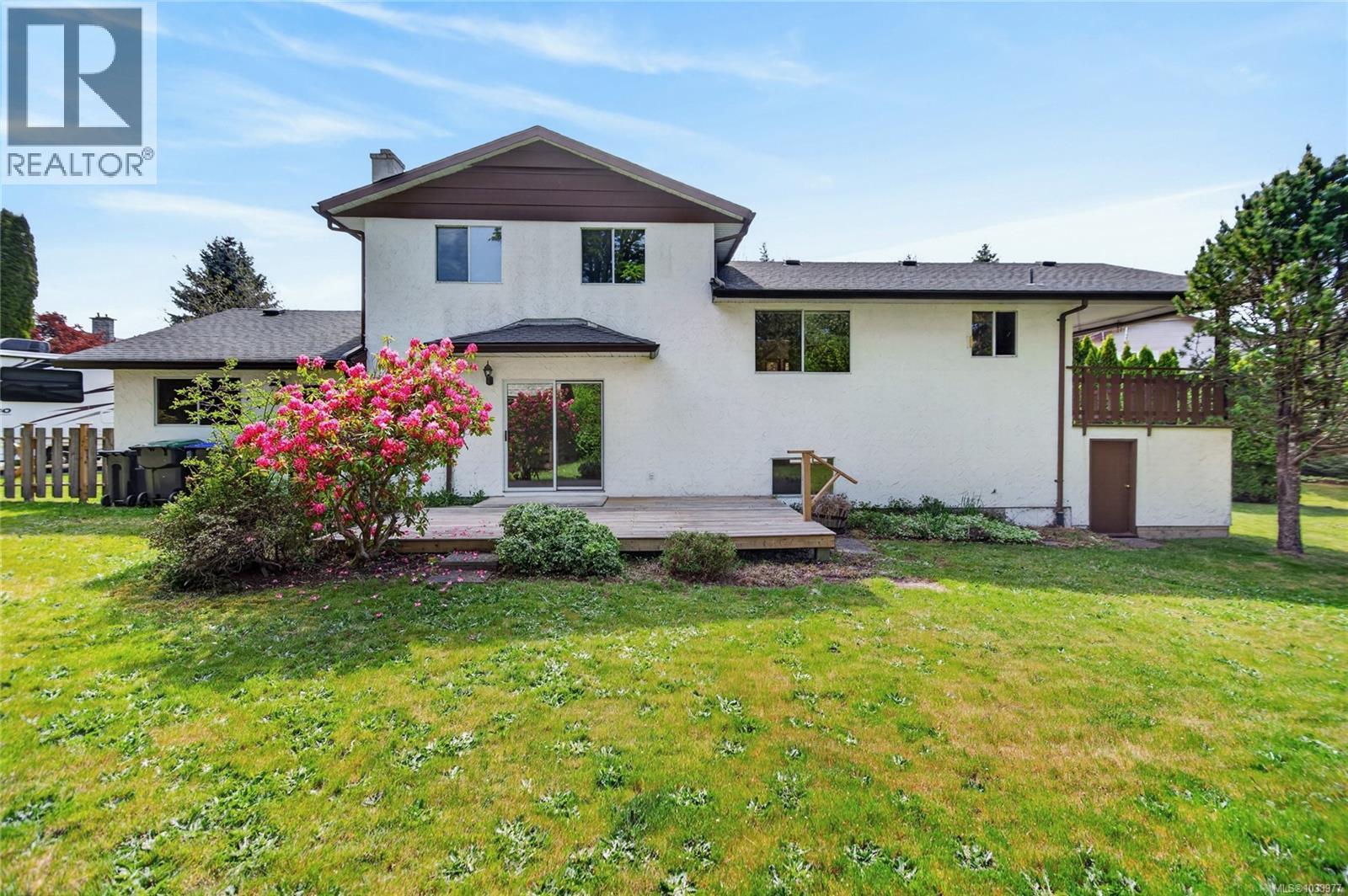 645 Summit Pl, Comox, British Columbia  V9M 3H2 - Photo 55 - 1033977