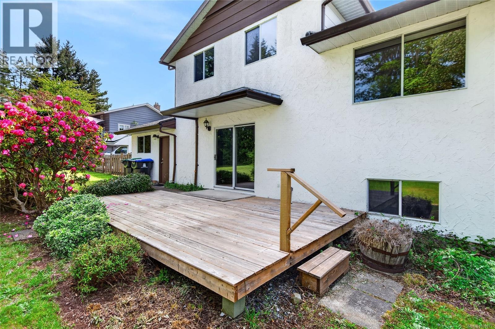 645 Summit Pl, Comox, British Columbia  V9M 3H2 - Photo 56 - 1033977