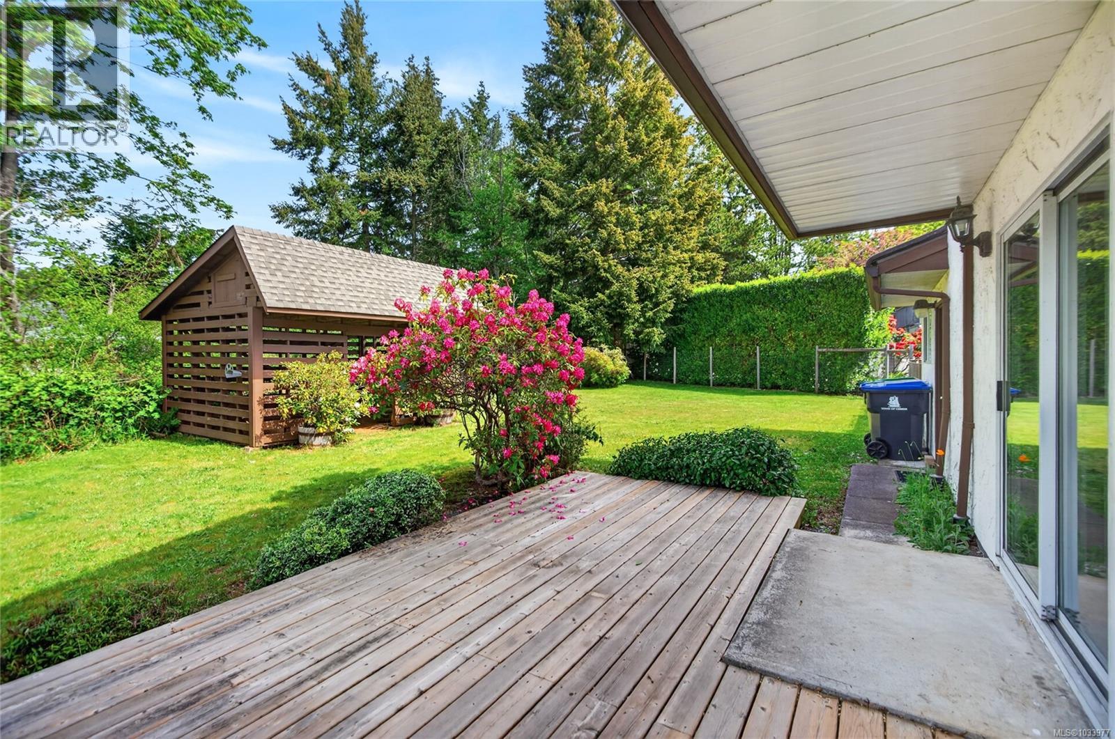 645 Summit Pl, Comox, British Columbia  V9M 3H2 - Photo 57 - 1033977