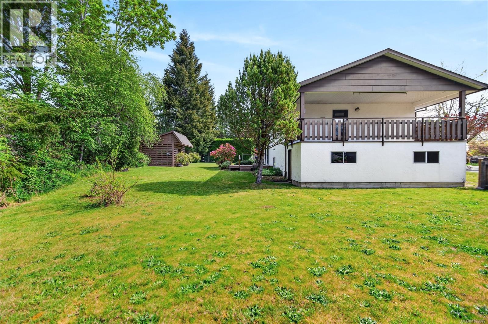645 Summit Pl, Comox, British Columbia  V9M 3H2 - Photo 61 - 1033977