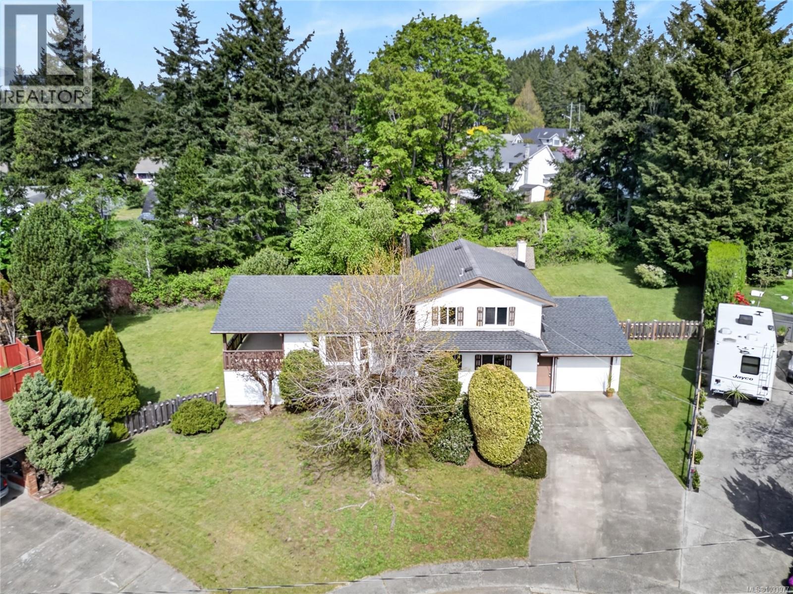 645 Summit Pl, Comox, British Columbia  V9M 3H2 - Photo 65 - 1033977