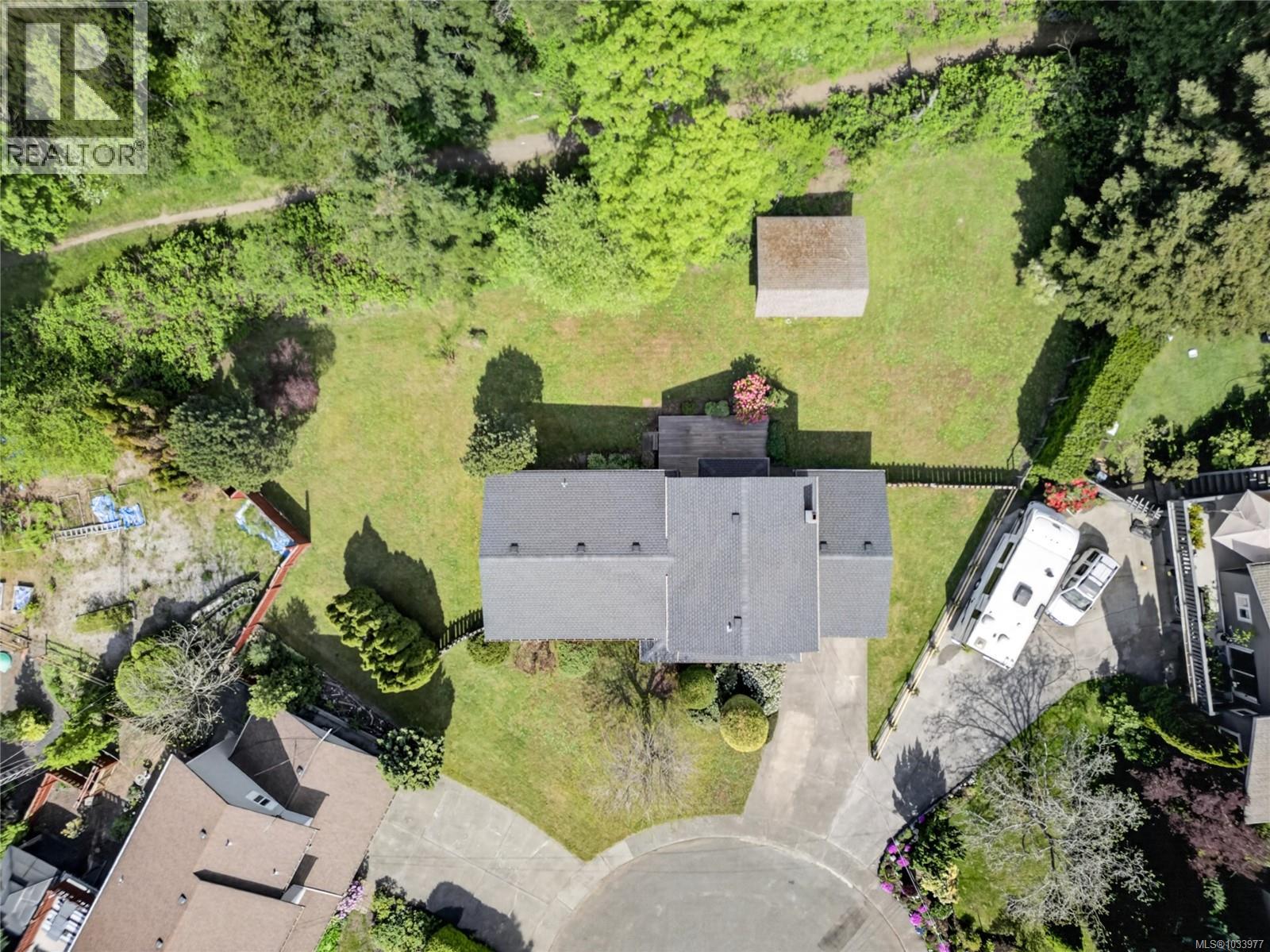 645 Summit Pl, Comox, British Columbia  V9M 3H2 - Photo 69 - 1033977