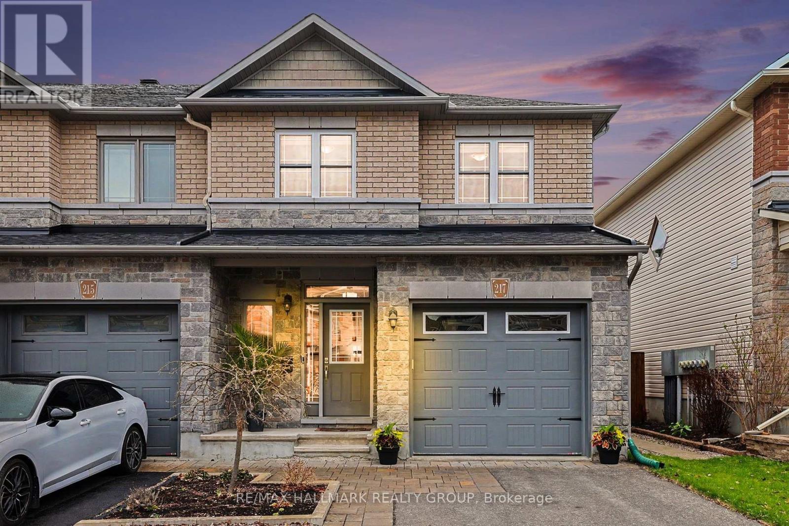 217 GOSSAMER STREET, Ottawa, Ontario