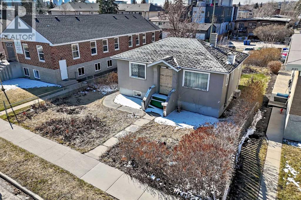 2117 5 Avenue NW, Calgary, Alberta  T2N 0S6 - Photo 4 - A2306750