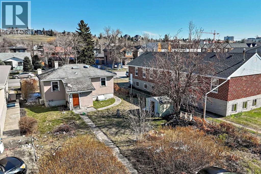 2117 5 Avenue NW, Calgary, Alberta  T2N 0S6 - Photo 5 - A2306750