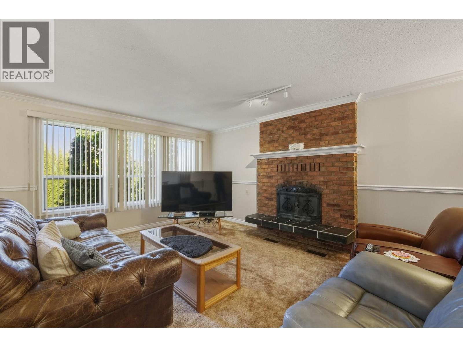 3574 Landie Road, Kelowna, British Columbia  V1W 3E9 - Photo 2 - 10381308
