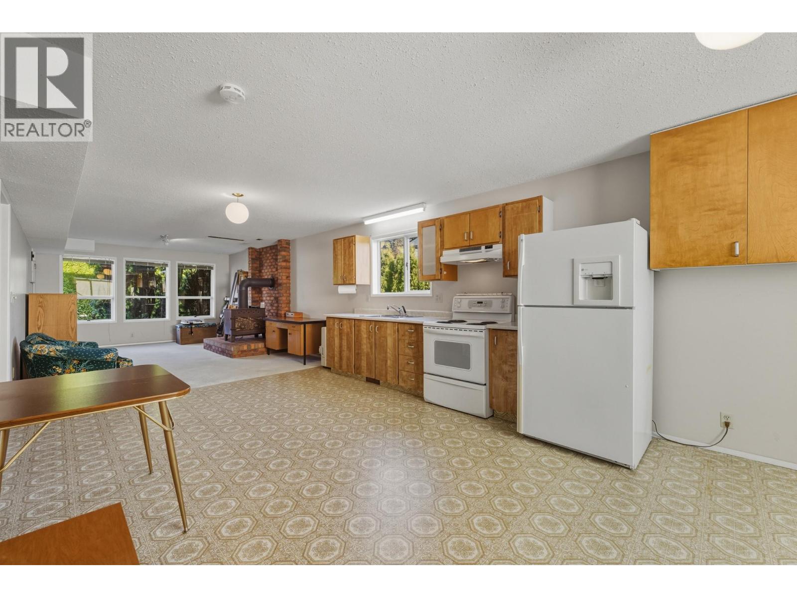 3574 Landie Road, Kelowna, British Columbia  V1W 3E9 - Photo 25 - 10381308