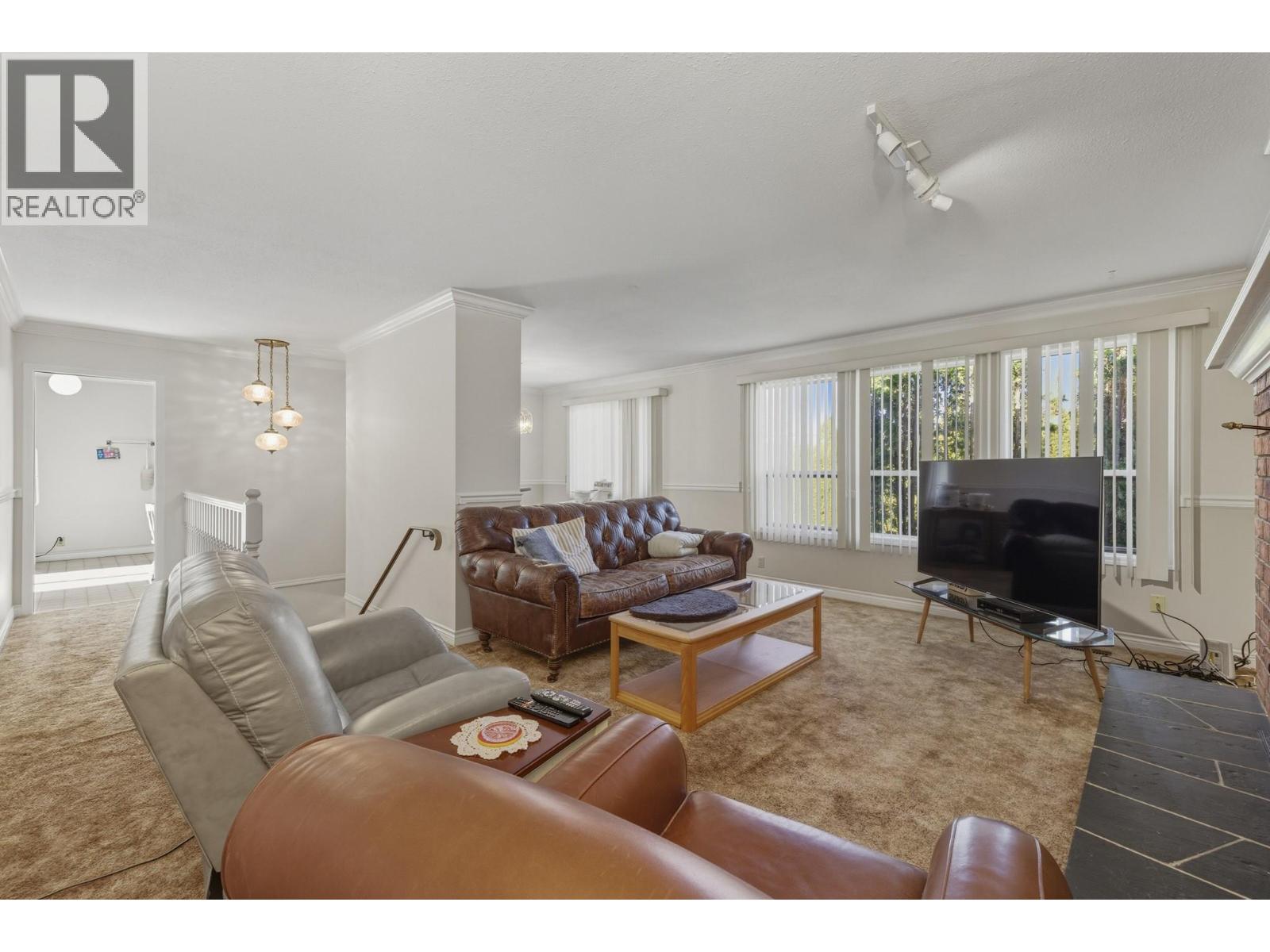3574 Landie Road, Kelowna, British Columbia  V1W 3E9 - Photo 4 - 10381308