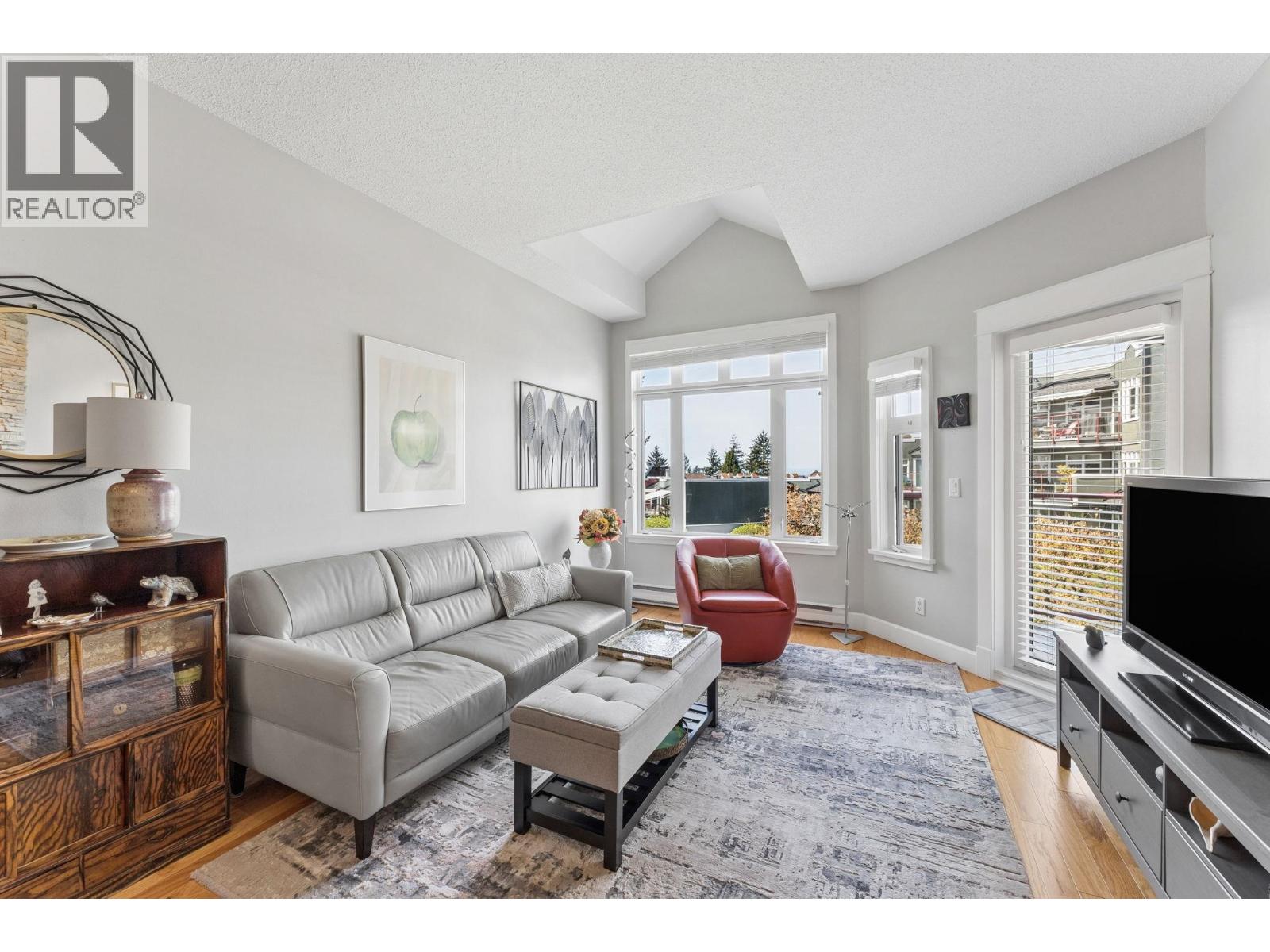 419 121 W 29th Street, North Vancouver, British Columbia  V7N 4L6 - Photo 10 - R3118271