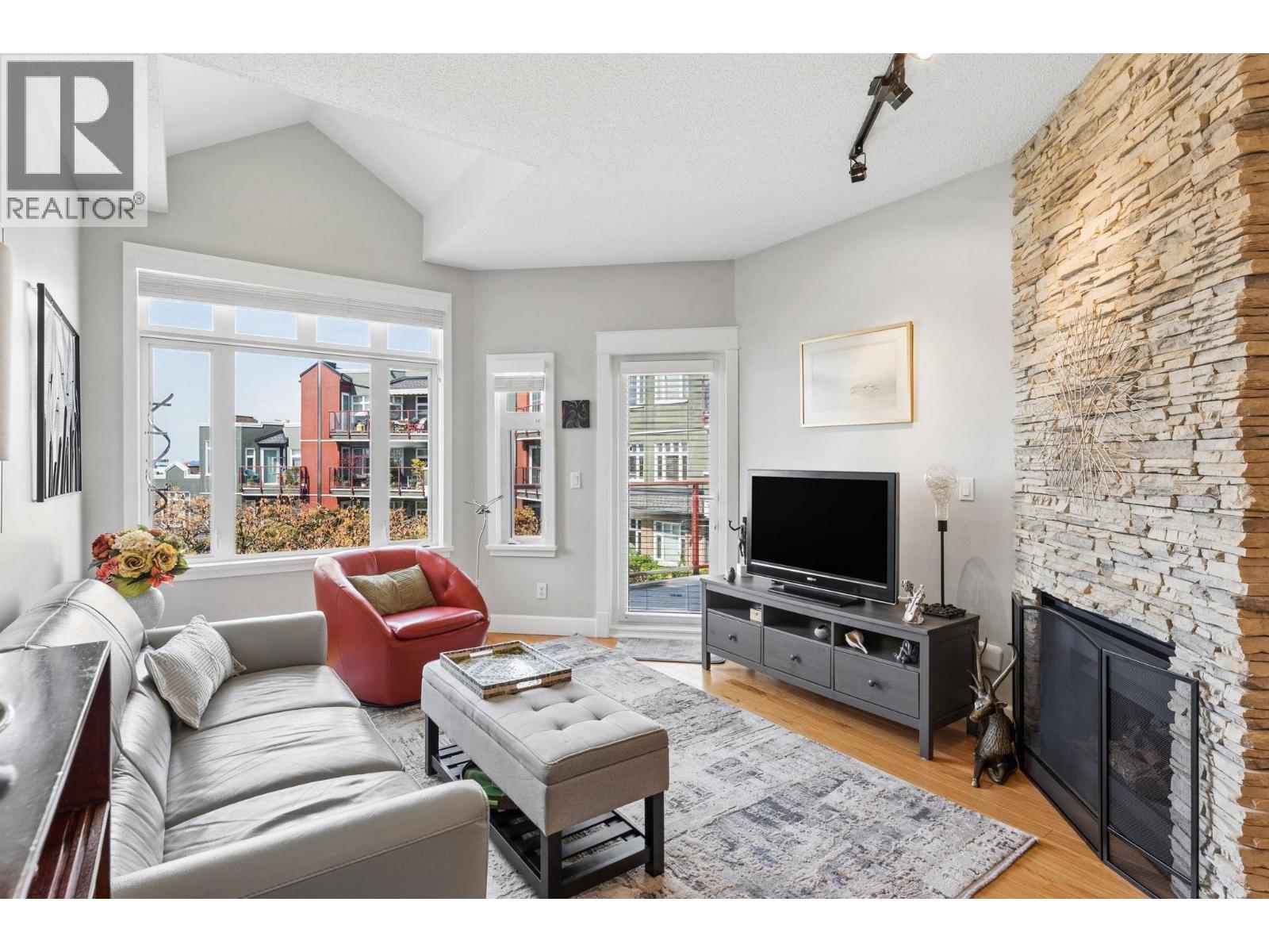 419 121 W 29th Street, North Vancouver, British Columbia  V7N 4L6 - Photo 8 - R3118271