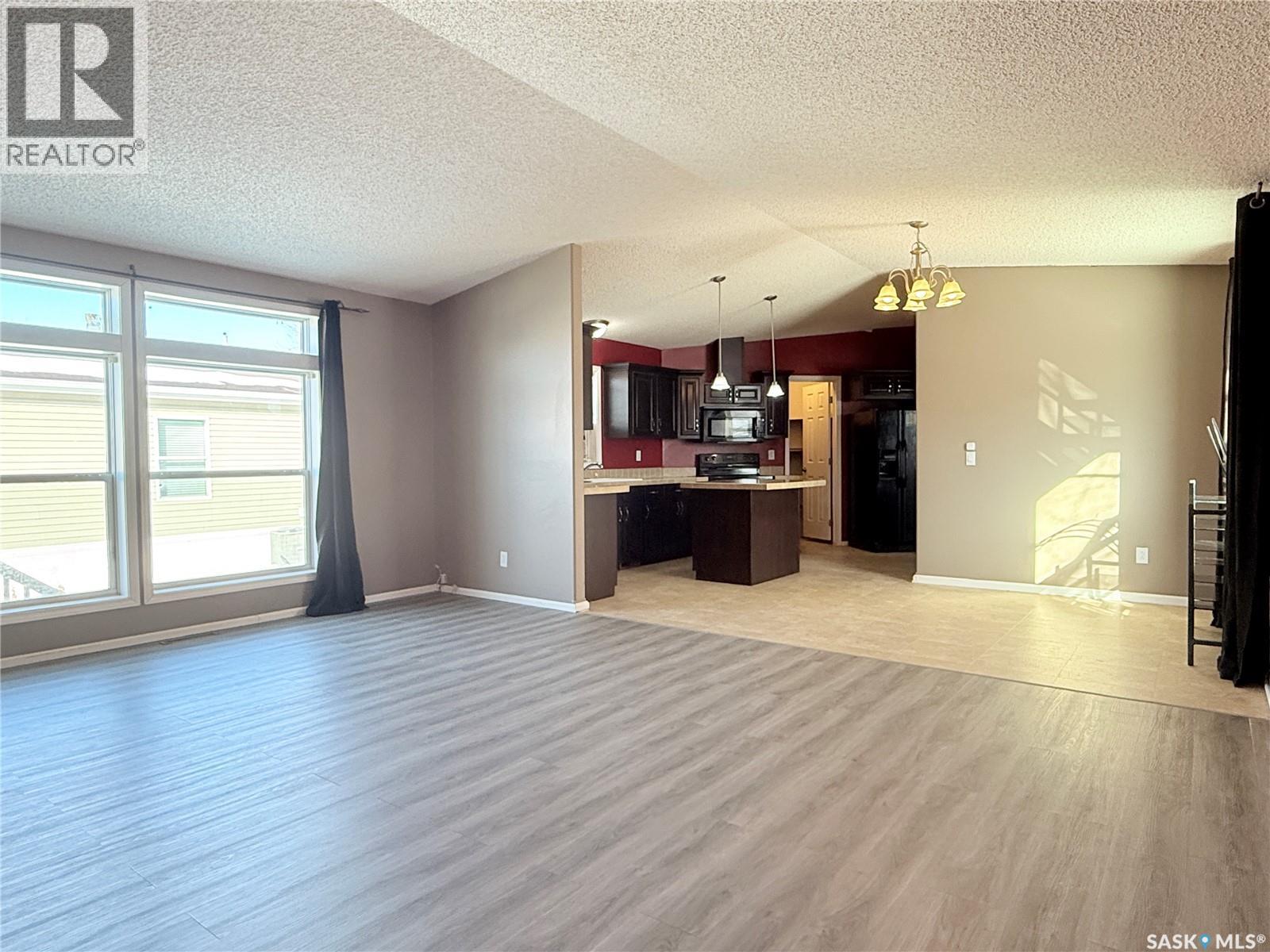 1 555 Dielschneider Road, Melville, Saskatchewan  S0A 2P0 - Photo 3 - SK030072