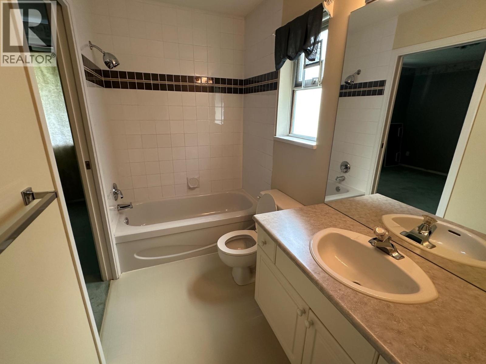 924 London Place, New Westminster, British Columbia  V3M 4Z6 - Photo 16 - R3118246