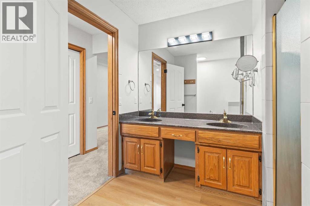 15 Patterson Drive SW, Calgary, Alberta  T3H 2B8 - Photo 31 - A2284852