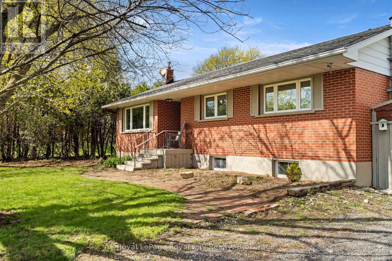 5373 Wellington 29 Road, Guelph/eramosa, Ontario  N0B 2K0 - Photo 3 - X13070816